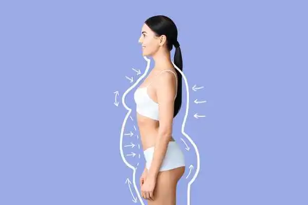 image of woman experiencing fat reduction treatment Tring